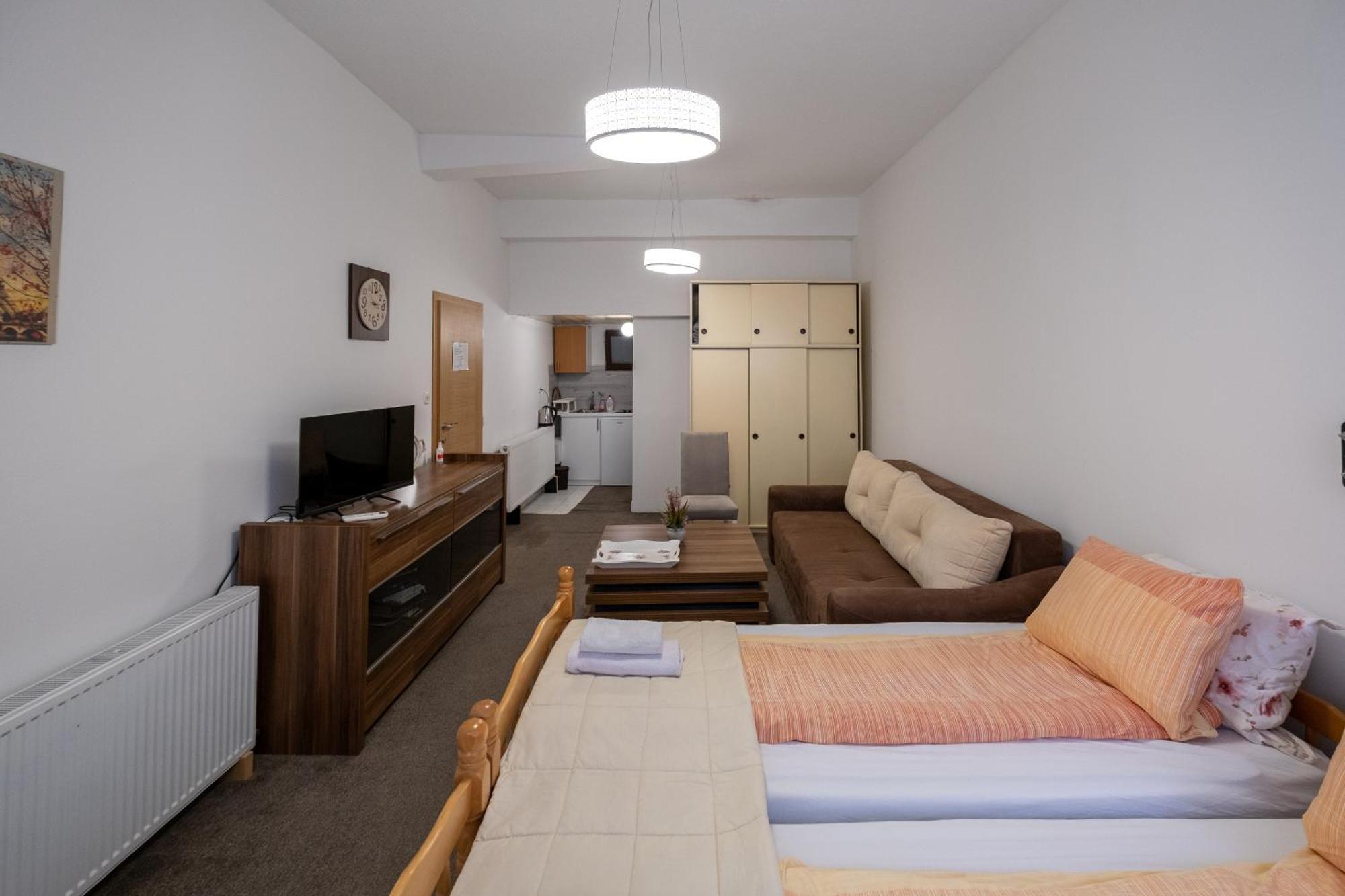 Guesthouse Rose ซาราเยโว ภายนอก รูปภาพ