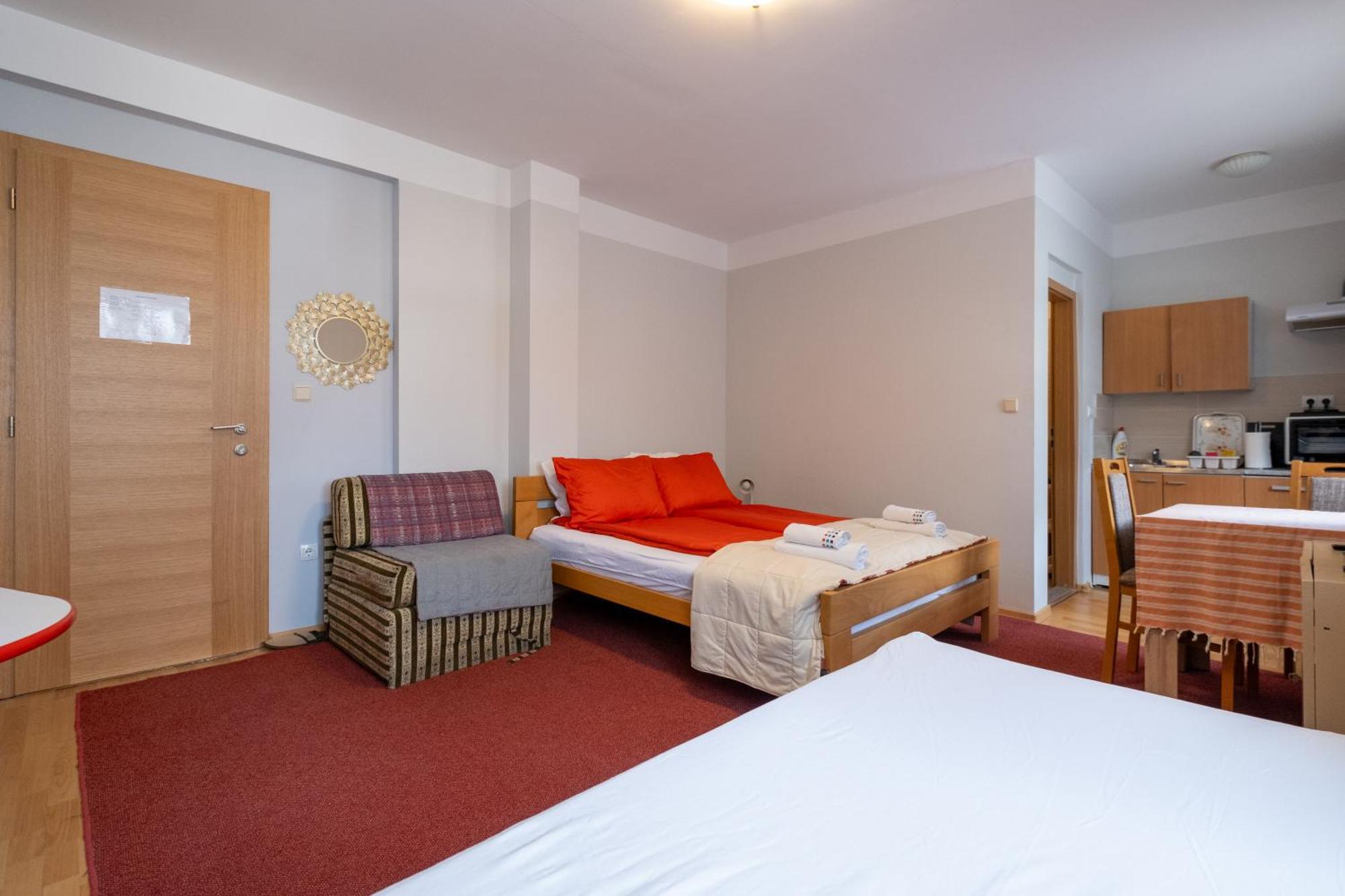 Guesthouse Rose ซาราเยโว ภายนอก รูปภาพ