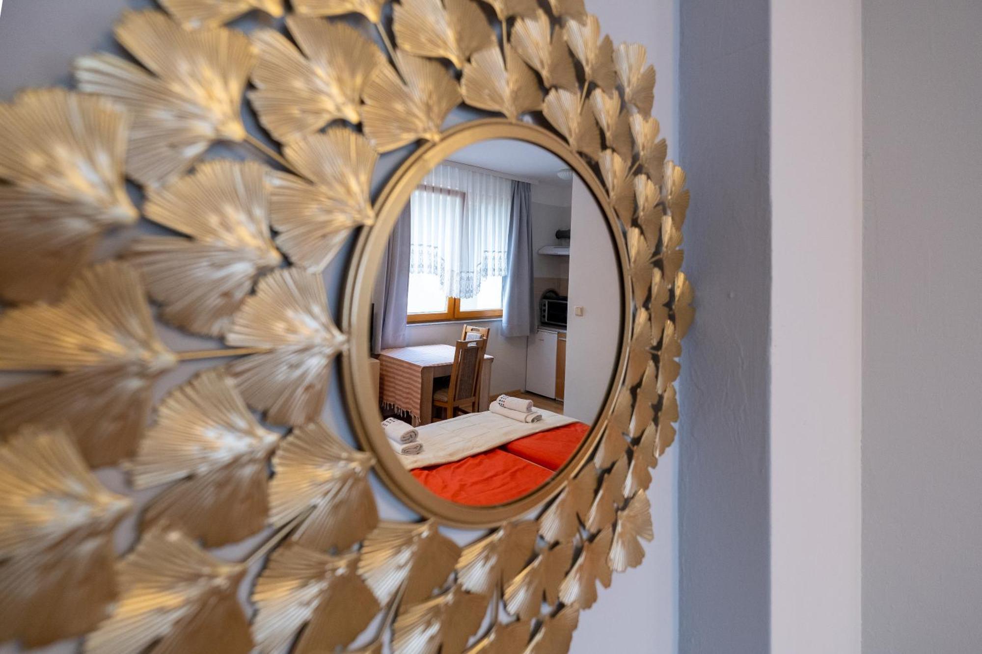 Guesthouse Rose ซาราเยโว ภายนอก รูปภาพ